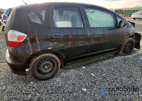 2010 Honda Fit z USA, uszkodzony, nr VIN JHMGE8H24AC006547